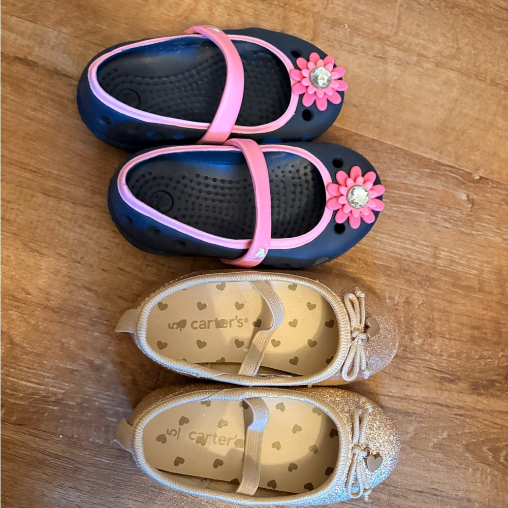 CROCS Black and Pink Floral Strap Kids Slip-On Shoes
Carters slip on!